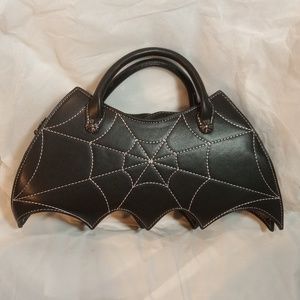 NWOT Funky Spider/Bat purse👜👜